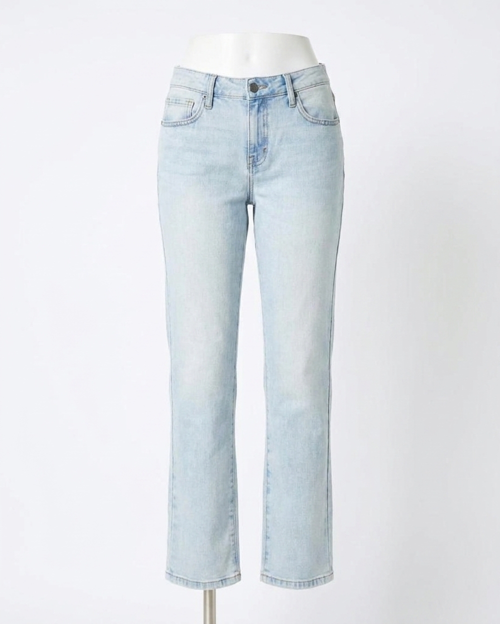 NEW HIDDEN tracey high rise clean classic relaxed straight leg jeans in light wa